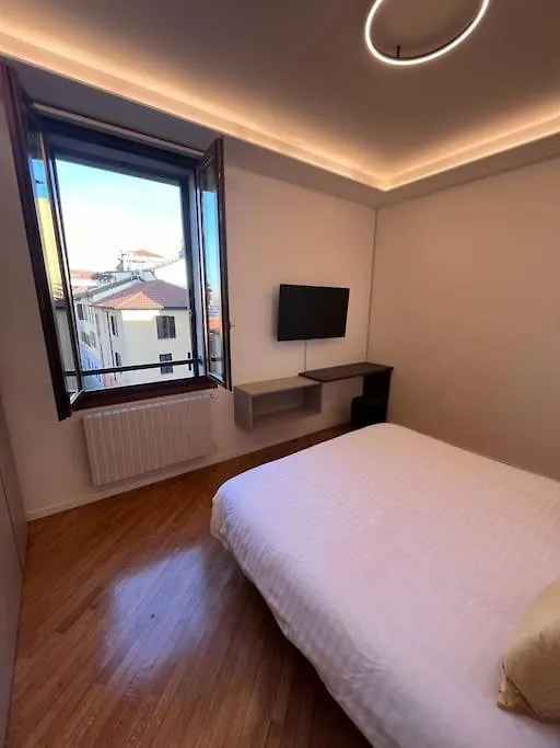Apartment Aurora Rho Fiera Milánó