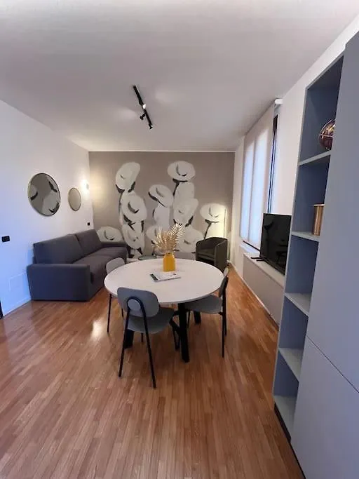 Apartment Aurora Rho Fiera Milánó 0*,  Olaszország