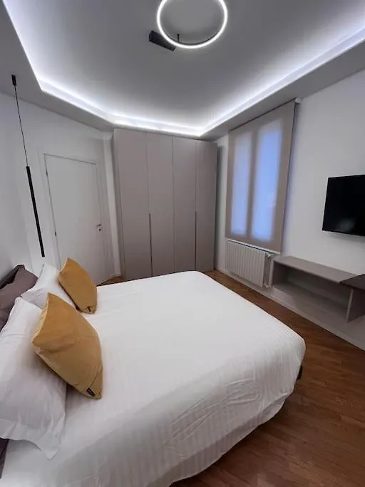 Apartment Aurora Rho Fiera Milánó
